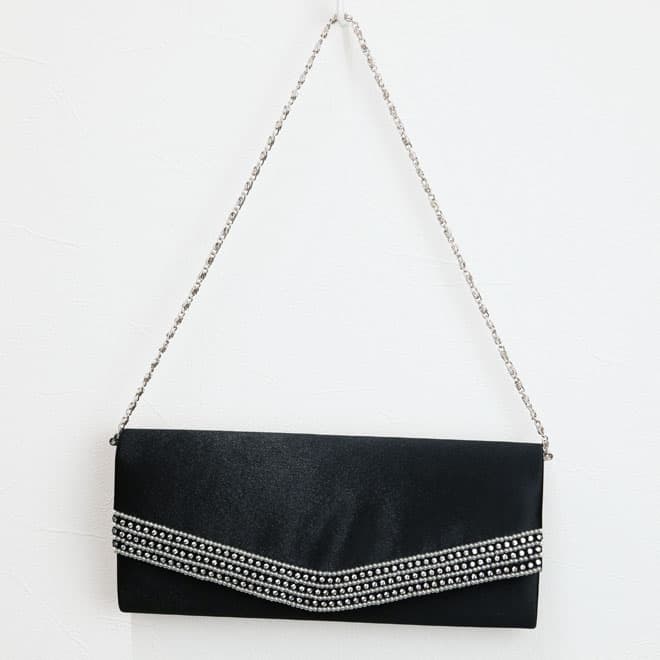 ブラックのパールとラインストーンのバッグ