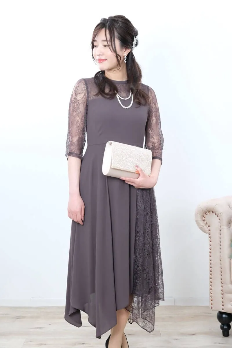ブラウングレーのサイドレースイレギュラーヘムドレス