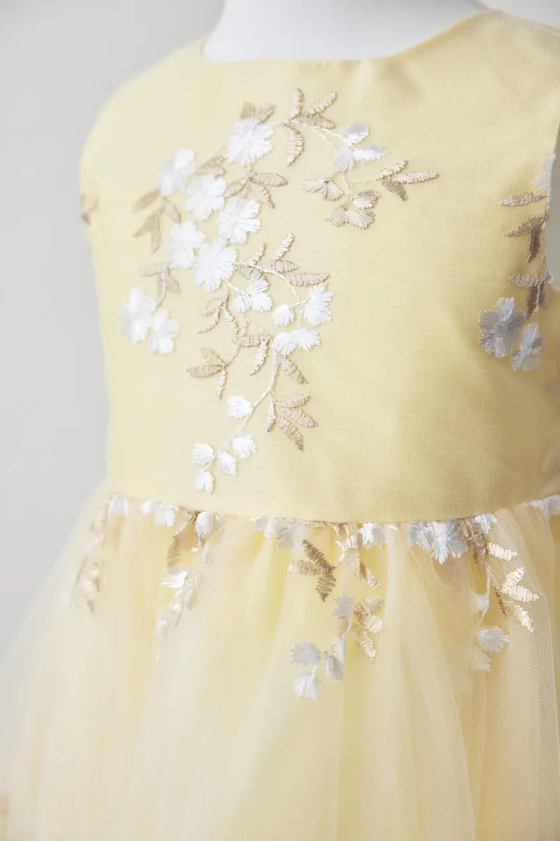 イエローフラワーエンブロイダリーキッズドレス