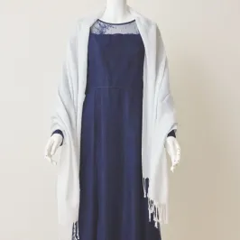 シルバーのラメ入りフリンジストール