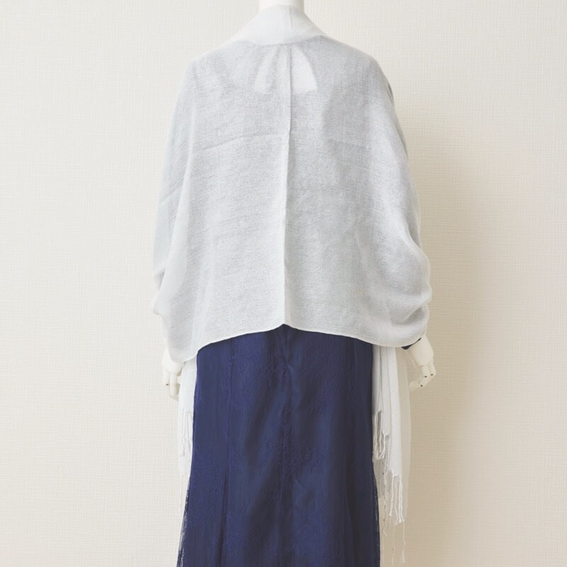 シルバーのラメ入りフリンジストール