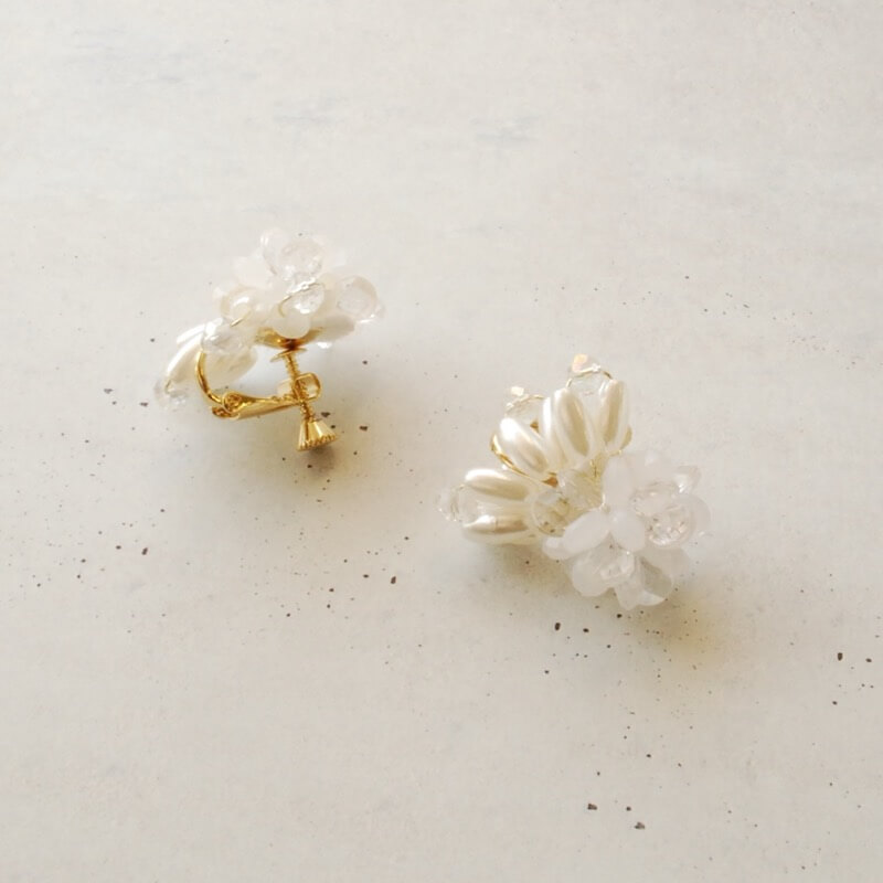 ライスパール×ビーズのボリュームイヤリング