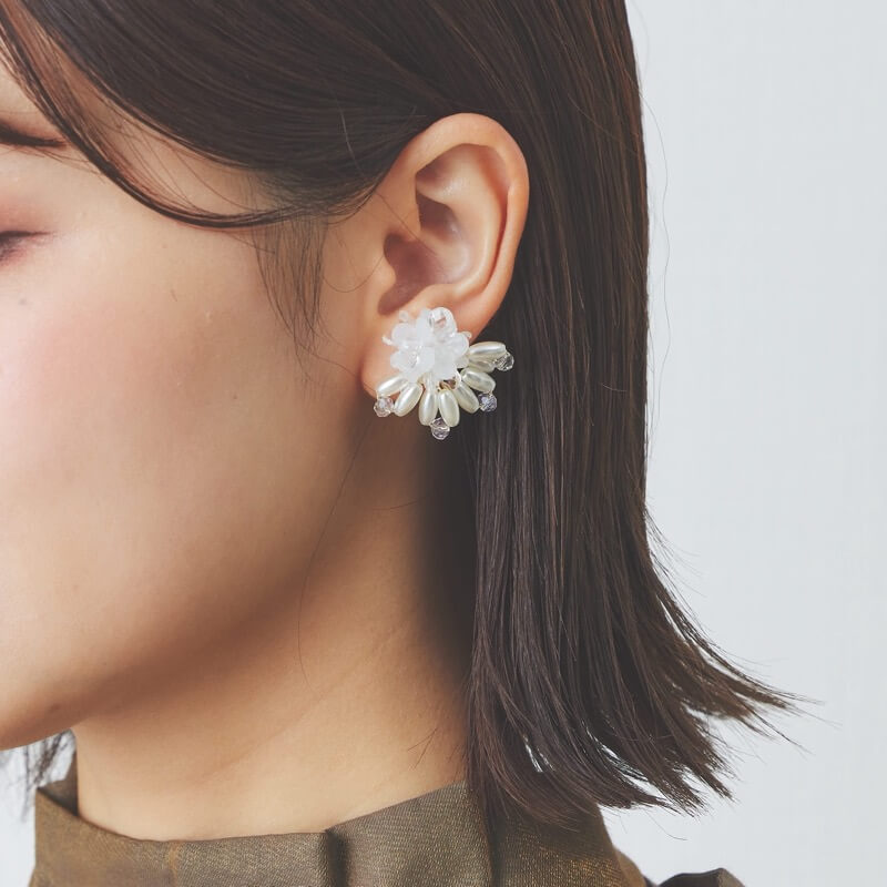 ライスパール×ビーズのボリュームイヤリング