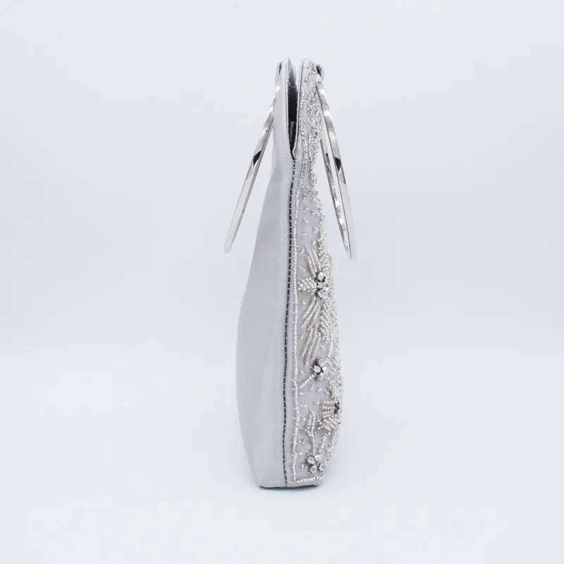 グレーのフラワー刺繍のミニポシェット