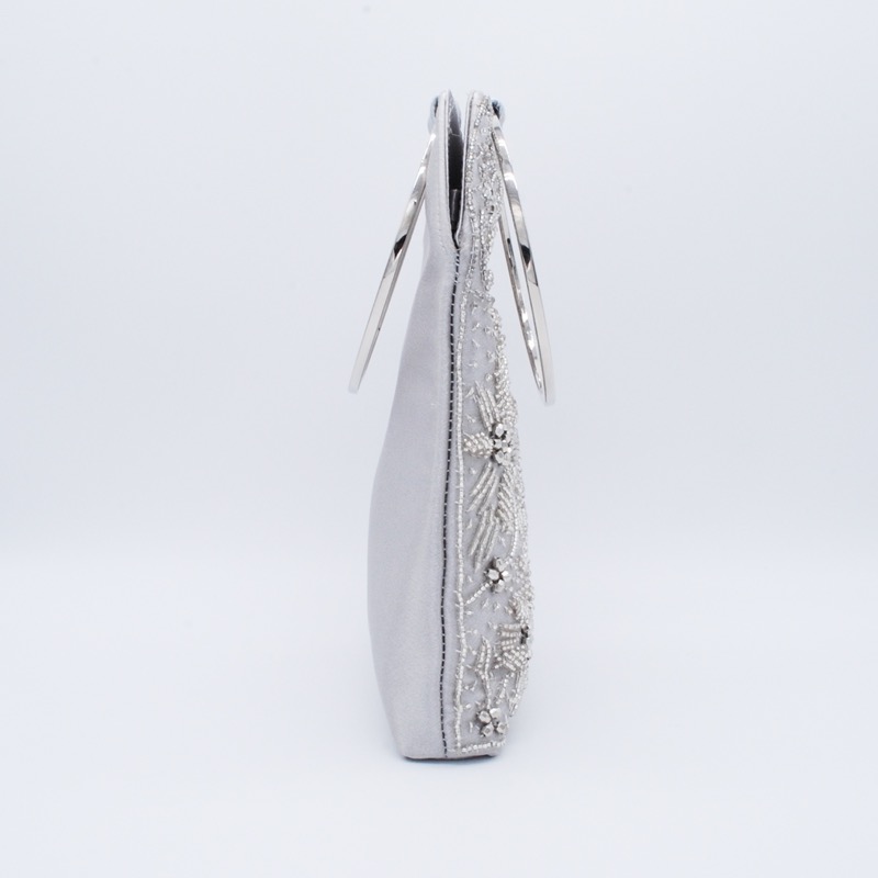 グレーのフラワー刺繍のミニポシェット