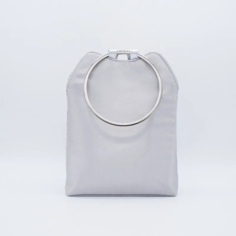 グレーのフラワー刺繍のミニポシェット