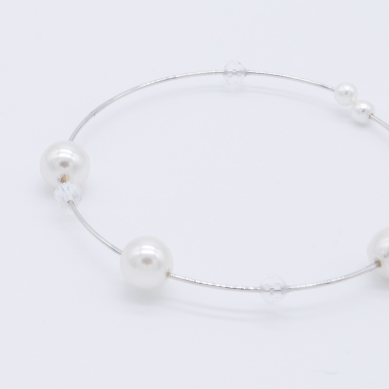 パールとクリアビーズのシルバーバングル