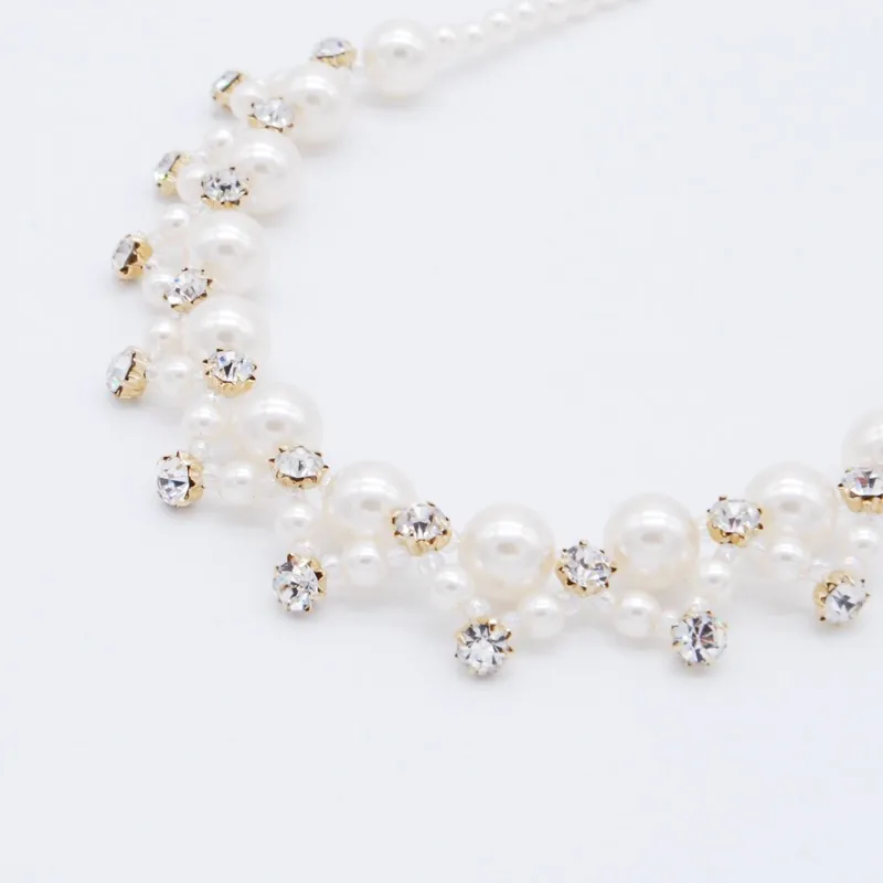 パールとゴールドビジューのネックレス