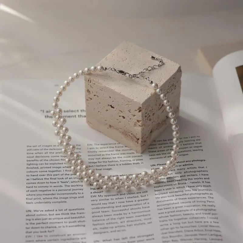 パールの編み込みチョーカー