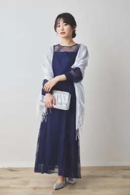 シルバーのラメ入りフリンジストール