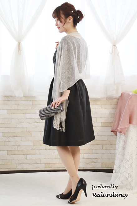 ブラックのビスチェ風七分袖レースドレス