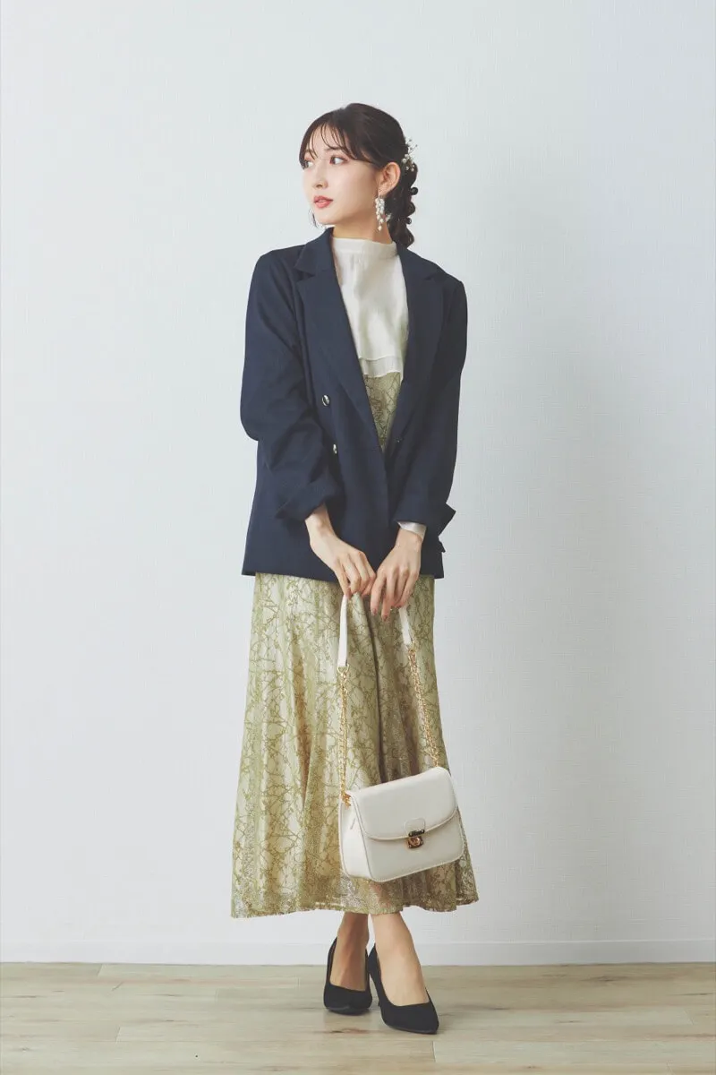 ゴールドチェーンのブーケイヤリング