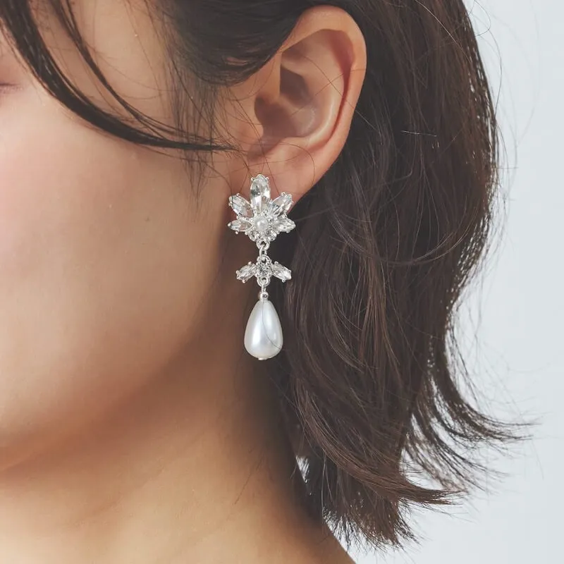 シルバービジューのしずくパールイヤリング