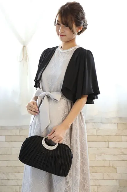 ライトグレーのハイネック総レースドレスコーディネートセット