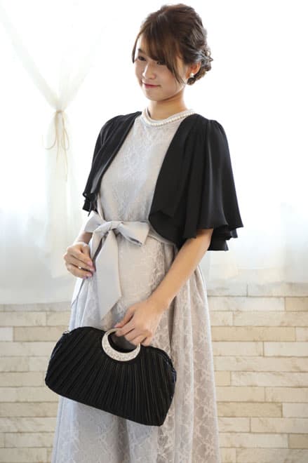 ライトグレーのハイネック総レースドレスコーディネートセット