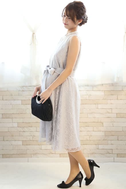 ライトグレーのハイネック総レースドレスコーディネートセット