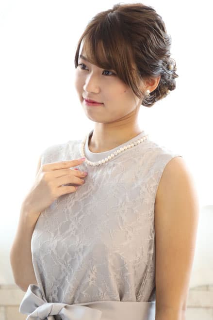 ライトグレーのハイネック総レースドレスコーディネートセット