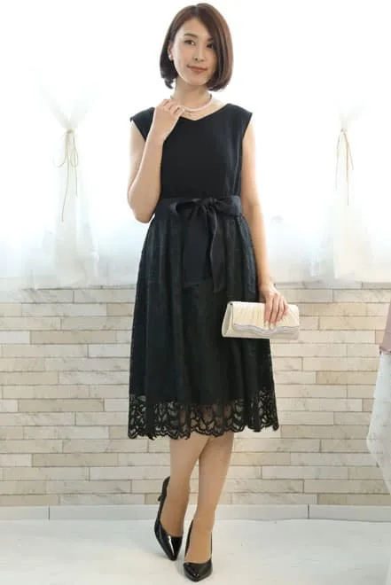 ブラックのウエスト切替え花柄レースドレスコーディネートセット