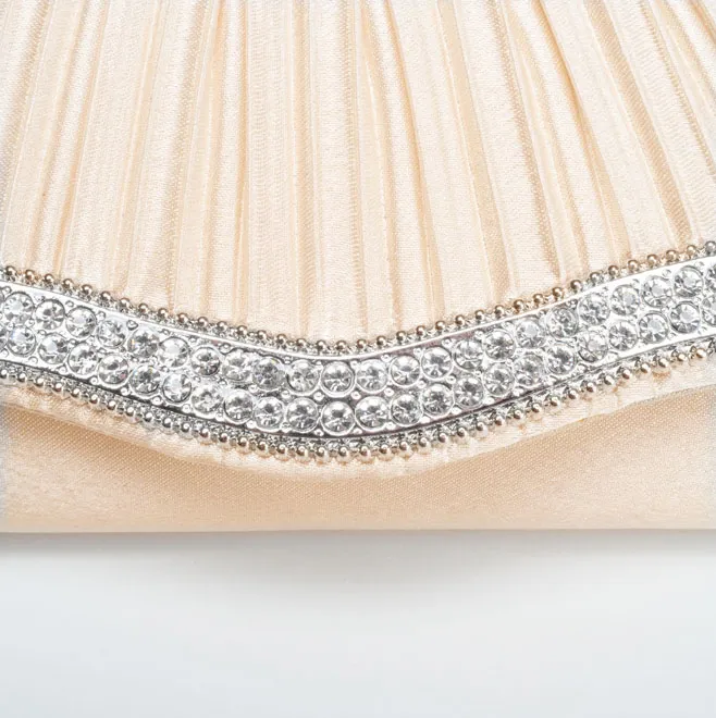 ブラックのウエスト切替え花柄レースドレスコーディネートセット