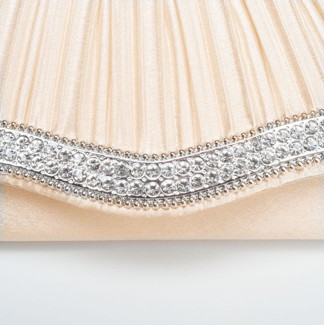 ブラックのウエスト切替え花柄レースドレスコーディネートセット