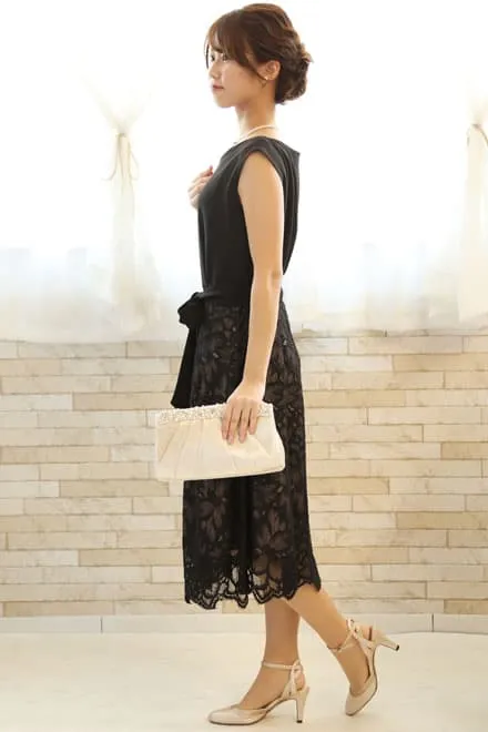 ブラックのウエスト切替え花柄レースドレスコーディネートセット