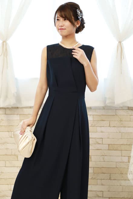 ネイビーのビスチェ風ガウチョパンツドレスコーディネートセット