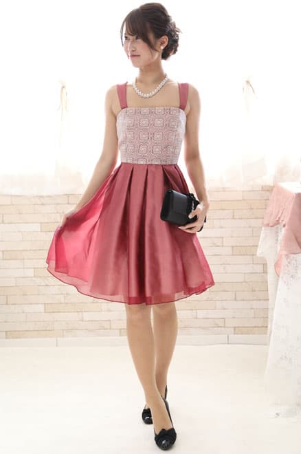 ピンクのレース切替えスクエアネックドレスコーディネートセット