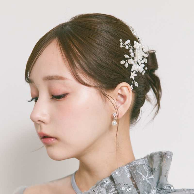 シルバーフラワー×ミニパールのヘアクリップ