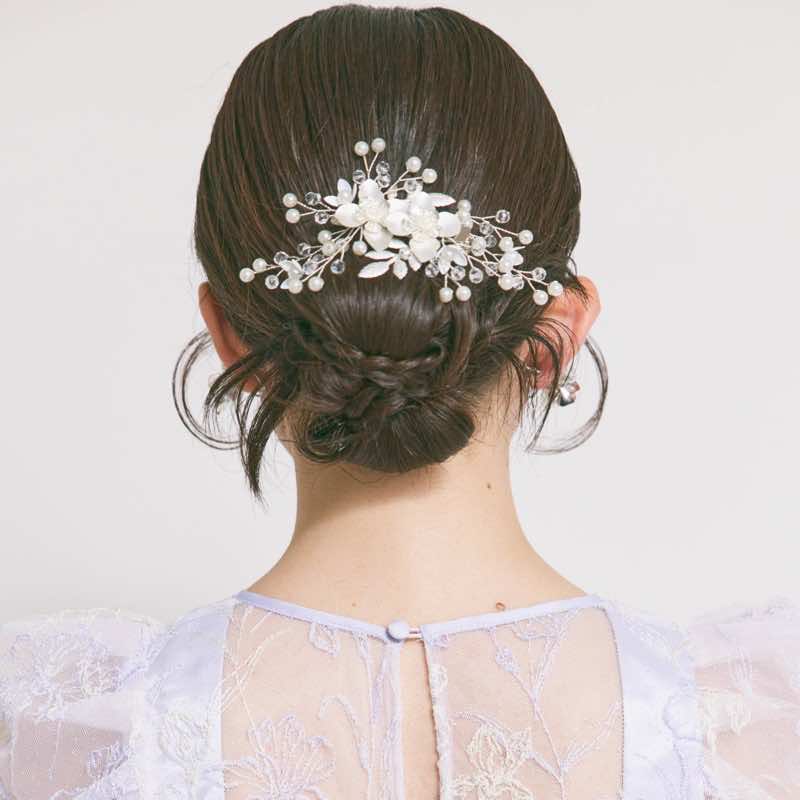 シルバーフラワー×ミニパールのボリュームヘアクリップ