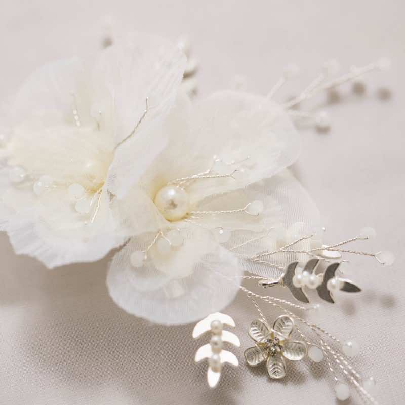 シフォンフルールヘアクリップ