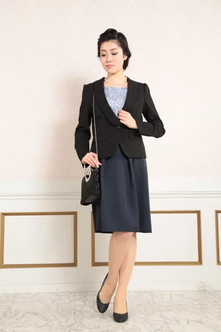 黒の長袖ジャケット(M)