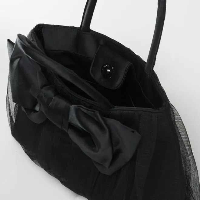黒のリボンチュールバッグ