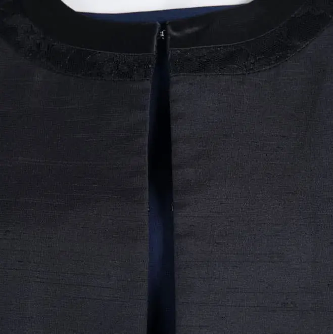 黒の襟なし長袖ジャケット(M)