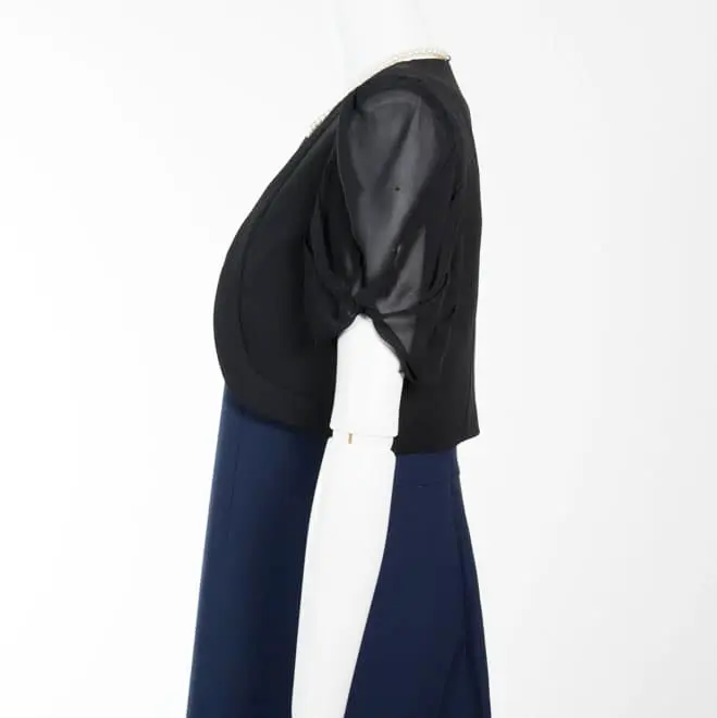 黒のジャケット風シンプルボレロ