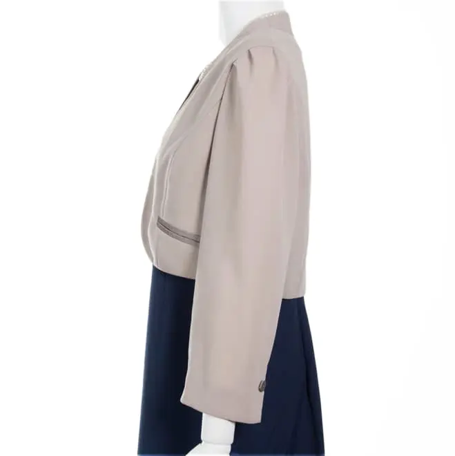 ベージュの七分袖ジャケット(M)