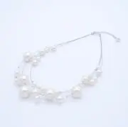 大小パールのシルバーワイヤーネックレス